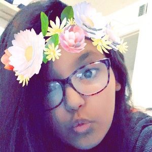 Meet your Posher, Karina